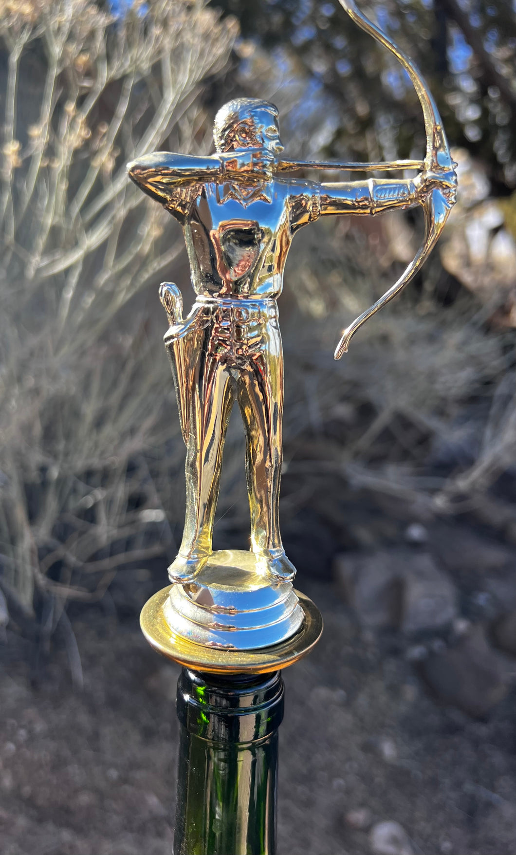 Male bow & Arrow wine stopper